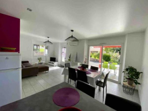 GITE URSUYA Rez de jardin et de plain-pied
